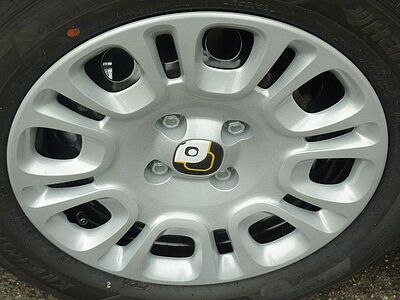 Fiat Panda Pandina HYBRID 1,0  51 kW ( 70 PS ) Sitzhe