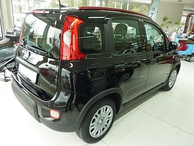 Fiat Panda Pandina HYBRID 1,0  51 kW ( 70 PS ) Sitzhe