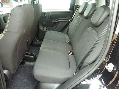 Fiat Panda Pandina HYBRID 1,0  51 kW ( 70 PS ) Sitzhe